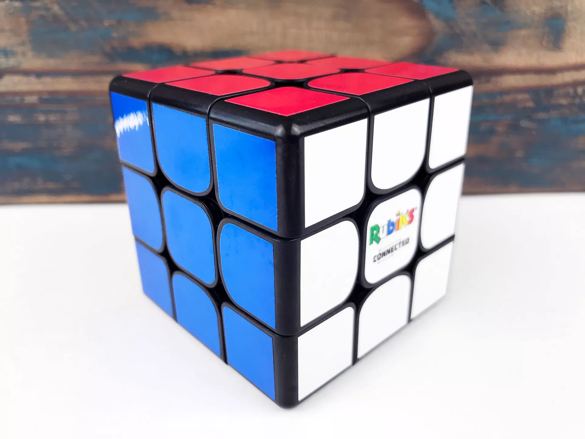 Обзор умного кубика Рубика Particula Rubik’s Connected