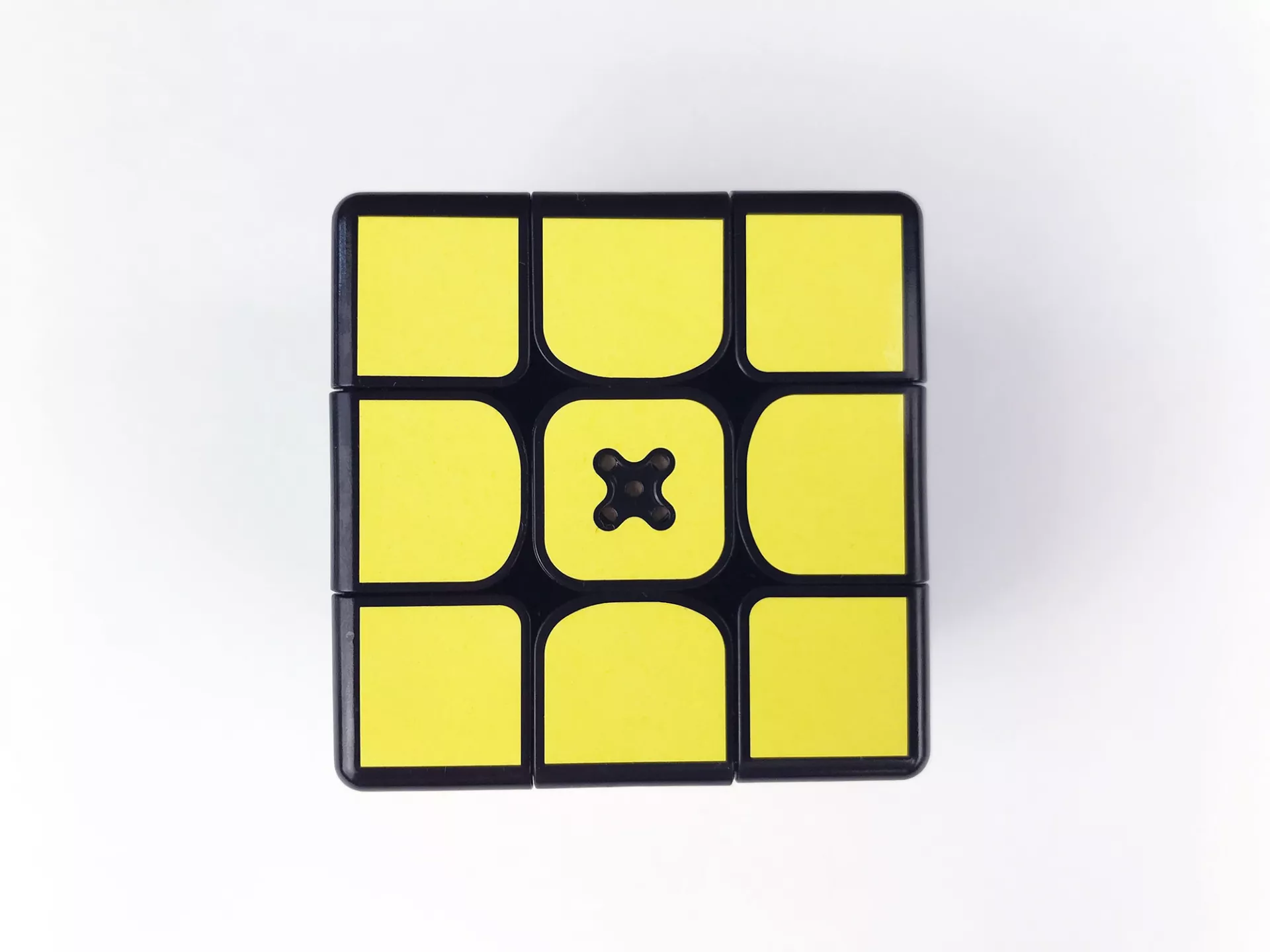 Обзор умного кубика Рубика Particula Rubik’s Connected