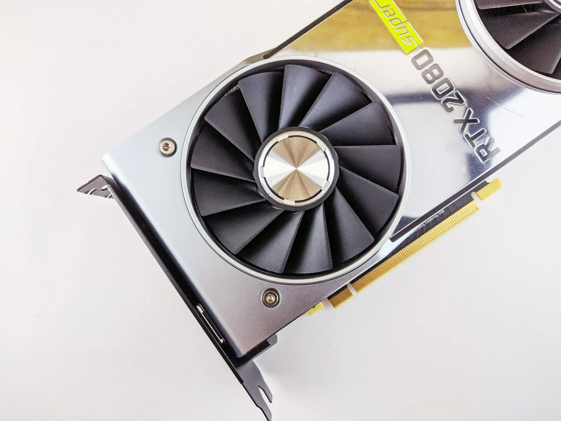 Ограничения NVIDIA по майнингу на новых видеокартах вновь обходят