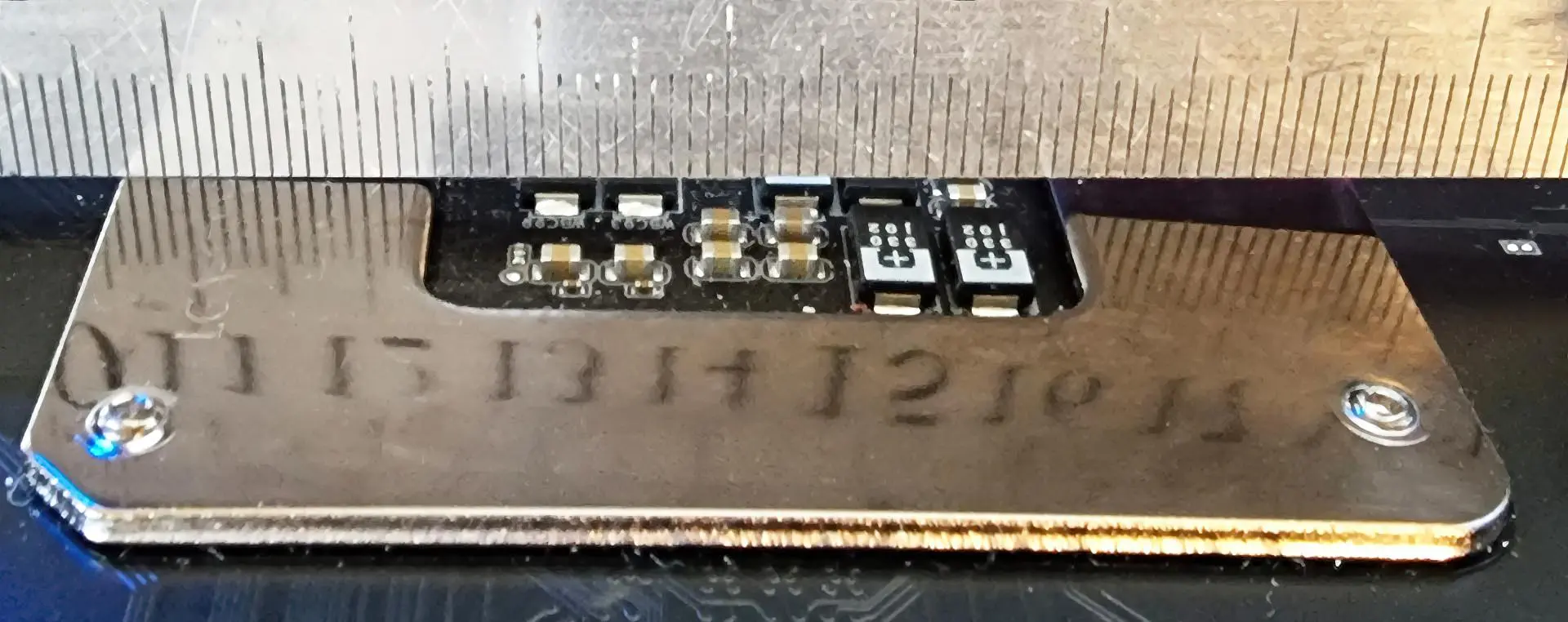 Новые процессоры Intel 12 поколения Alder Lake гнутся в материнских платах