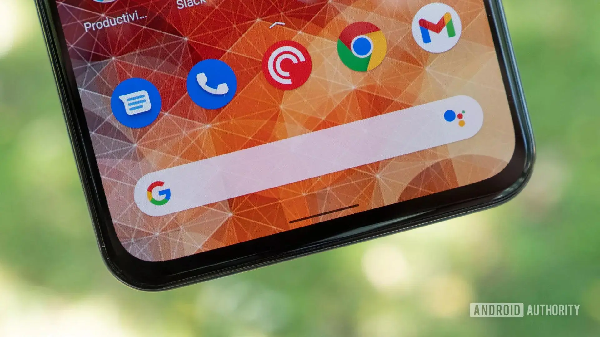 Смартфон греется и разряжается? Виновато фирменное смс-приложение Google