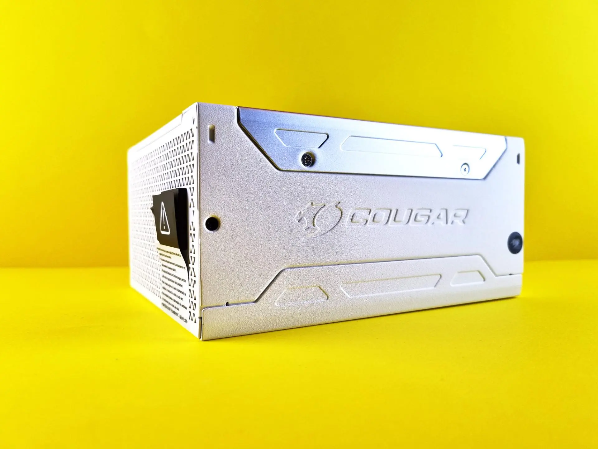 Тест-драйв блока питания Cougar POLAR 1050 (CGR PR-105)