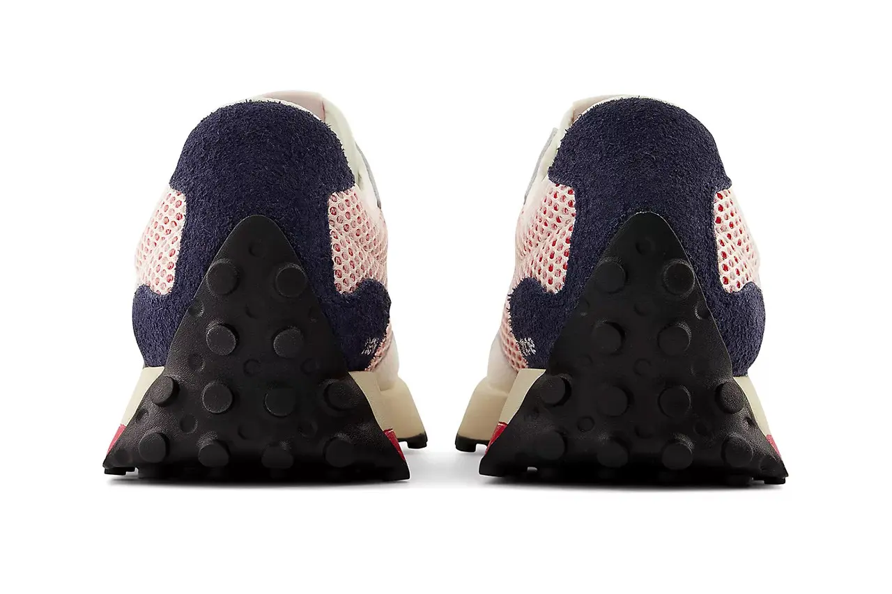 Переосмысленные New Balance 327 с сетчатым верхом