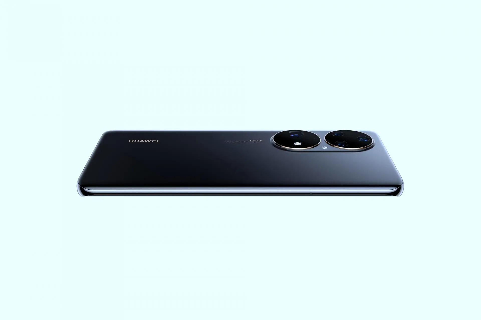 HUAWEI объявляет о старте продаж HUAWEI P50 Pro и HUAWEI P50 Pocket в России