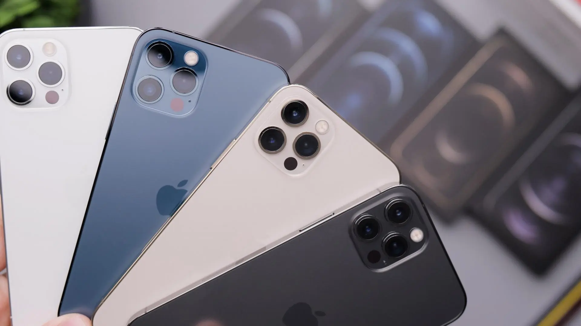 Цены на iPhone в России заметно снизились