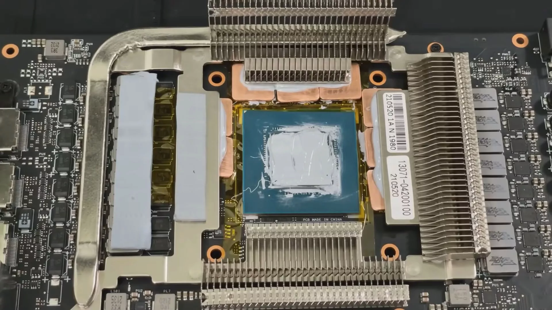 Модддер снизил температуру видеопамяти на видеокарте NVIDIA со 100 до 64 градусов