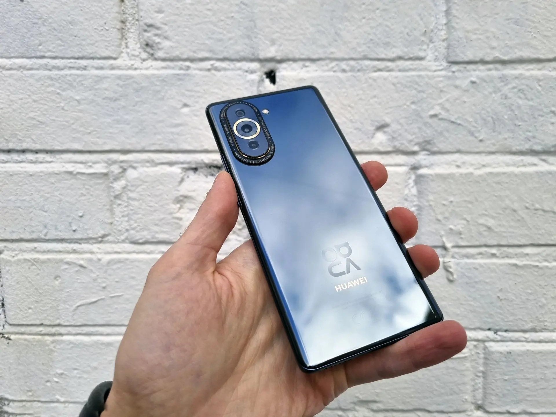 Обзор HUAWEI nova 10 – смартфона с упором на дизайн