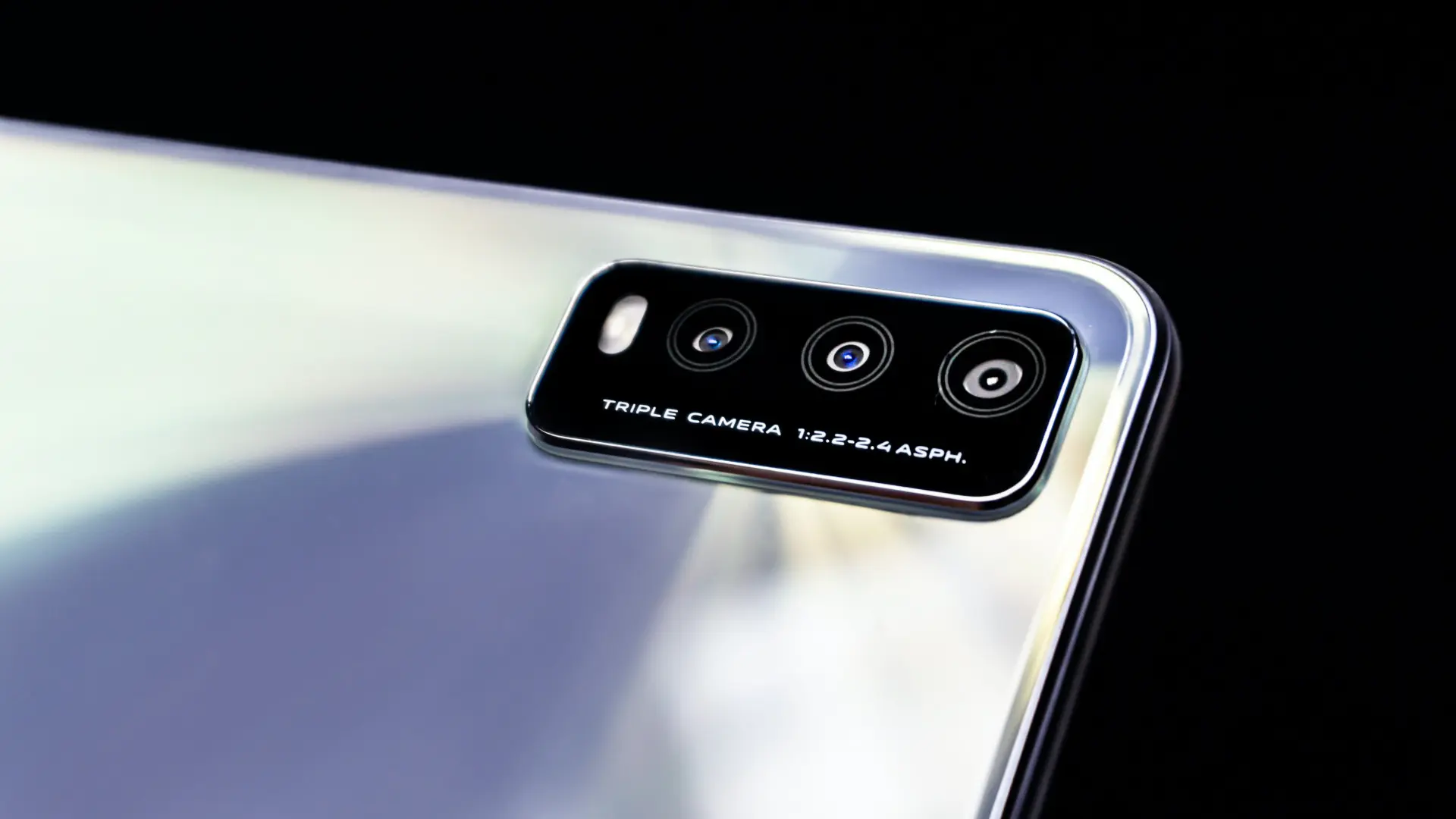 vivo назвала модели смартфонов и даты обновления до FuntouchOS 13