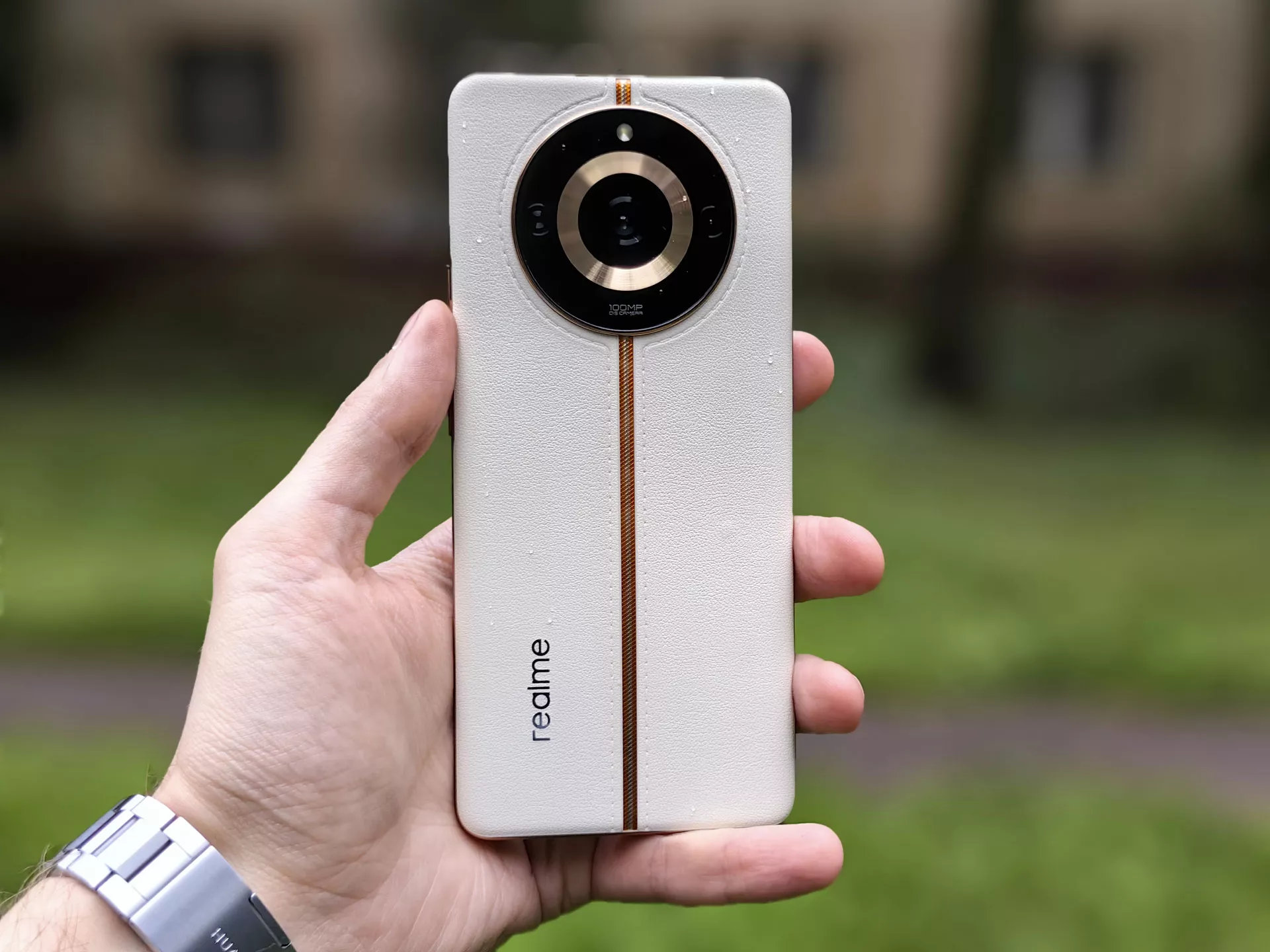 Подробный обзор смартфона realme 11 Pro