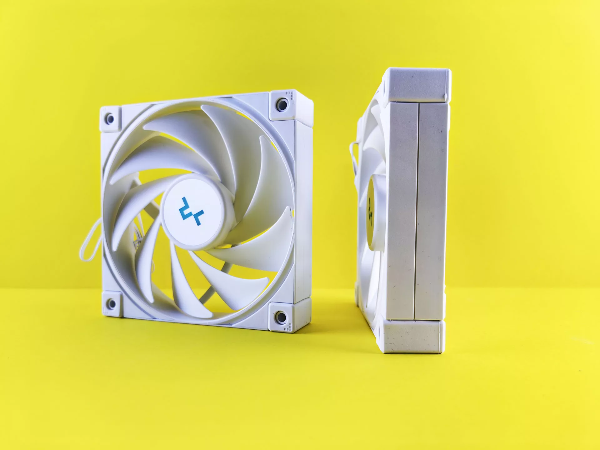 Обзор системы жидкостного охлаждения DeepCool LT520 WH