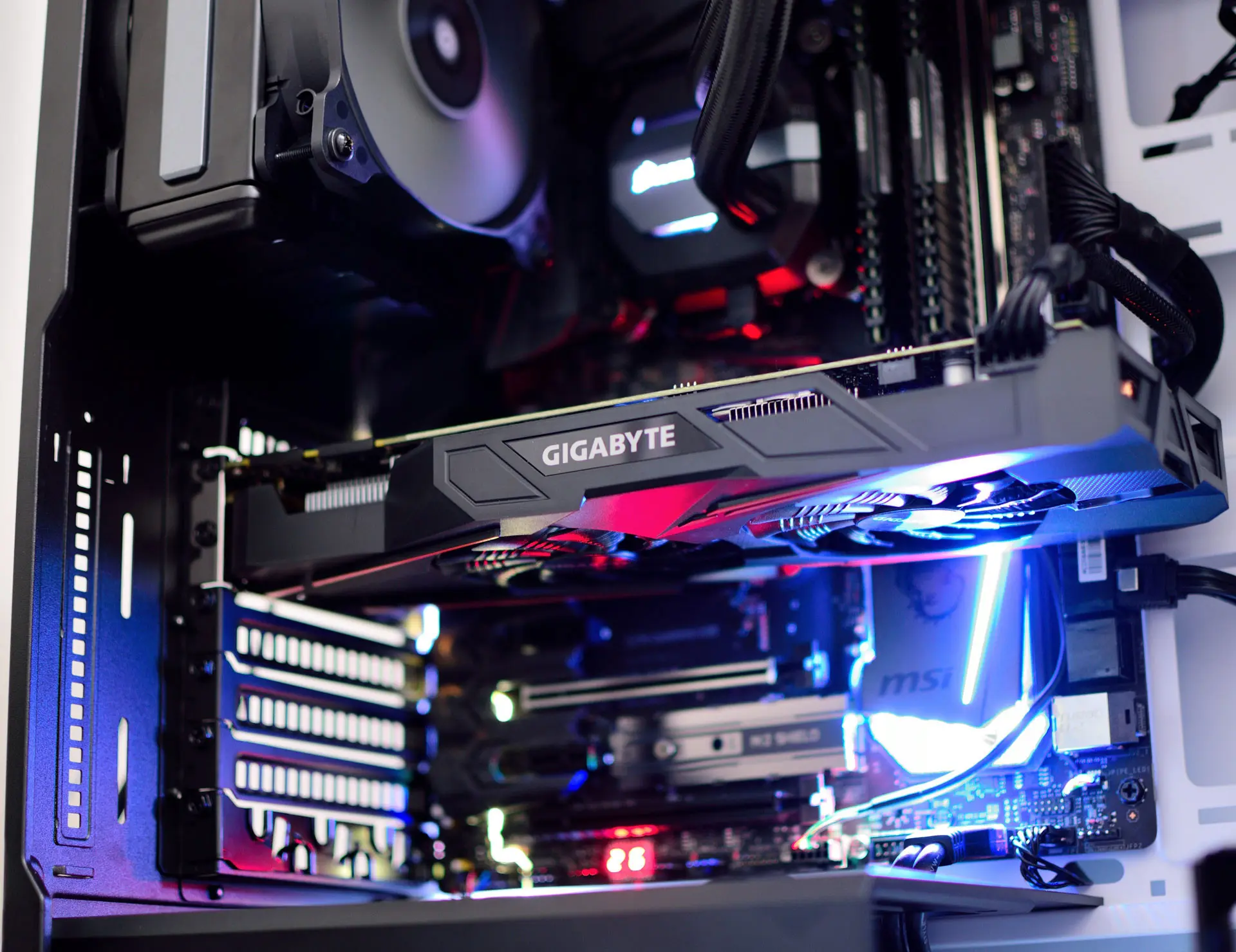 Видеокарта GTX 1060 против RTX 4060: какая разница производительности между поколениями