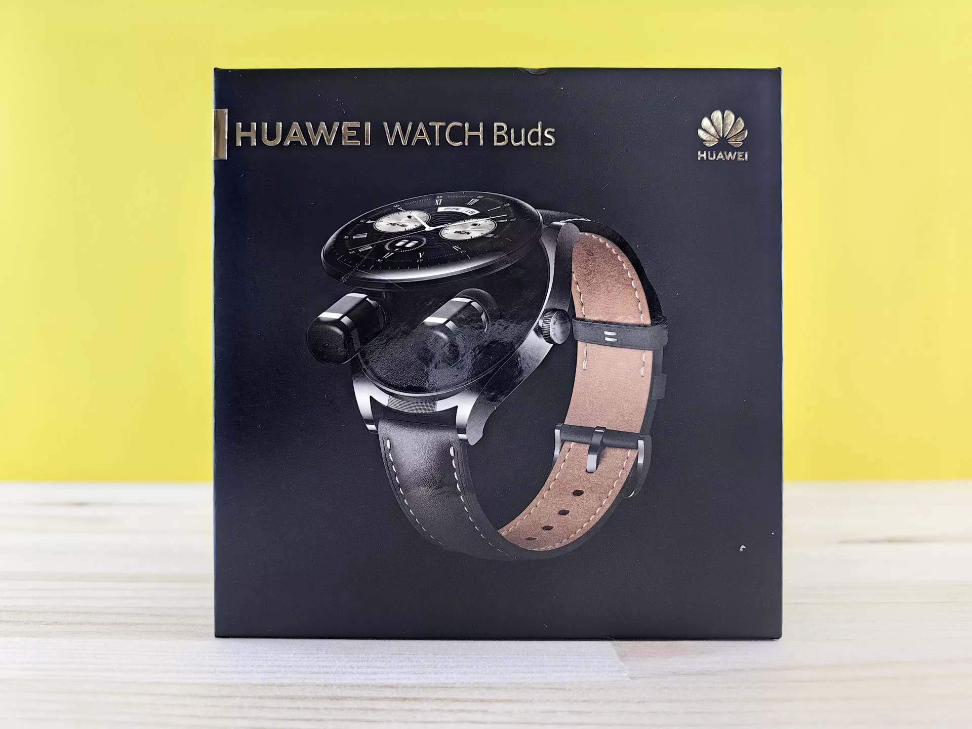 Смарт часы watch buds. Huawei watch Buds. Huawei watch Ultimate обзор. Подарочная упаковка для Хуавей вотч.