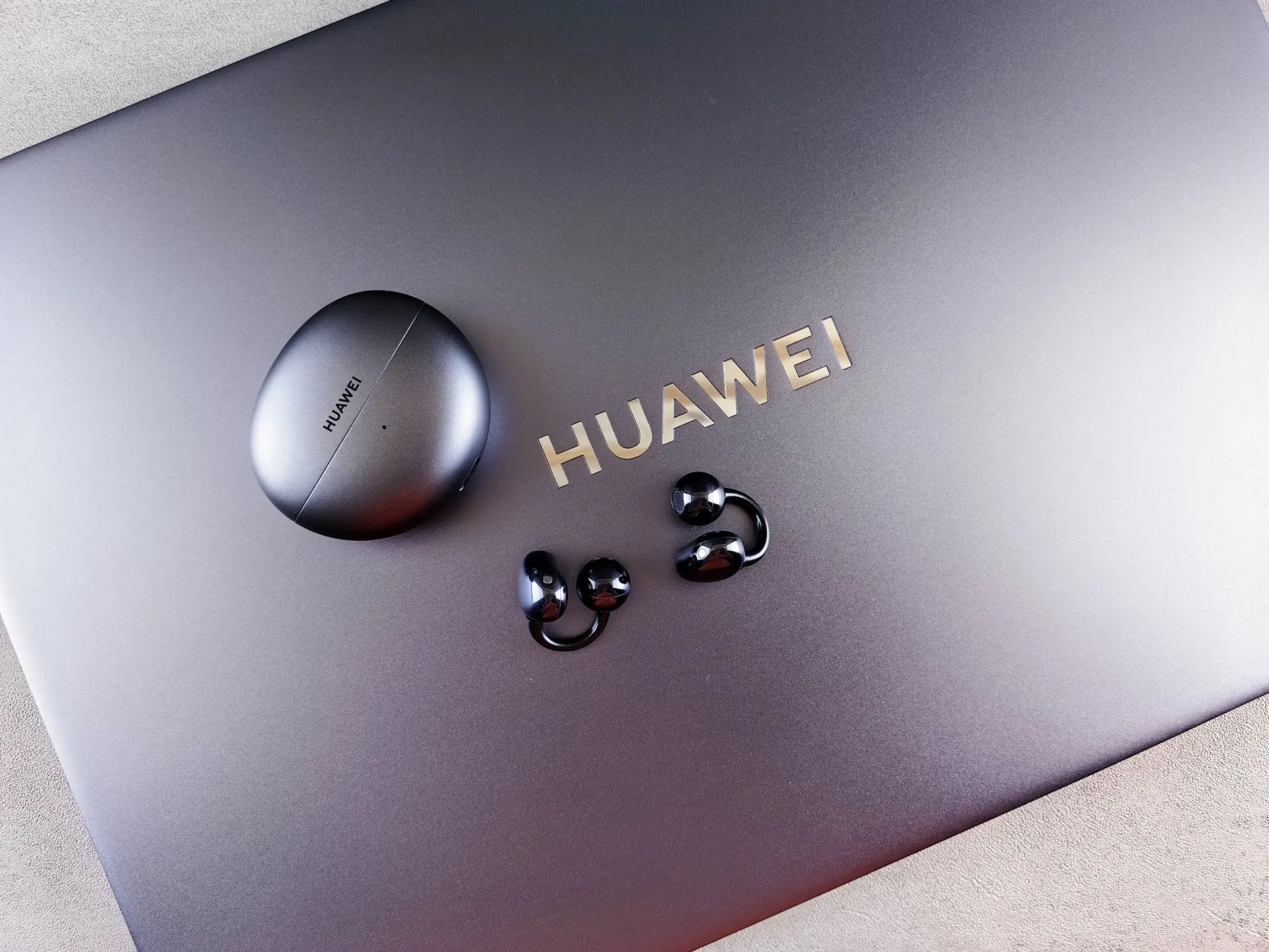 Обзор наушников HUAWEI FreeClip