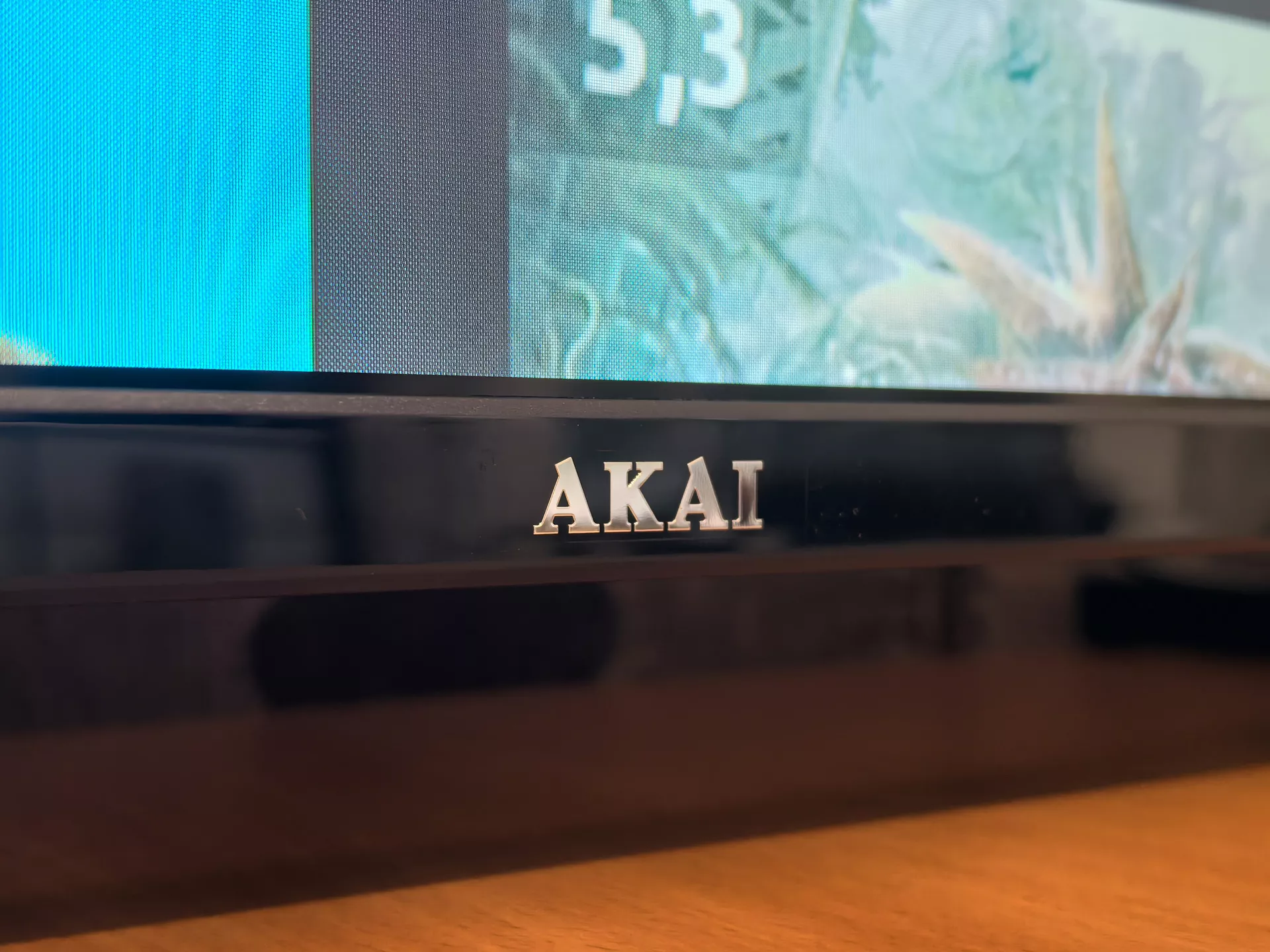 Обзор смарт-ТВ AKAI TA50BU500
