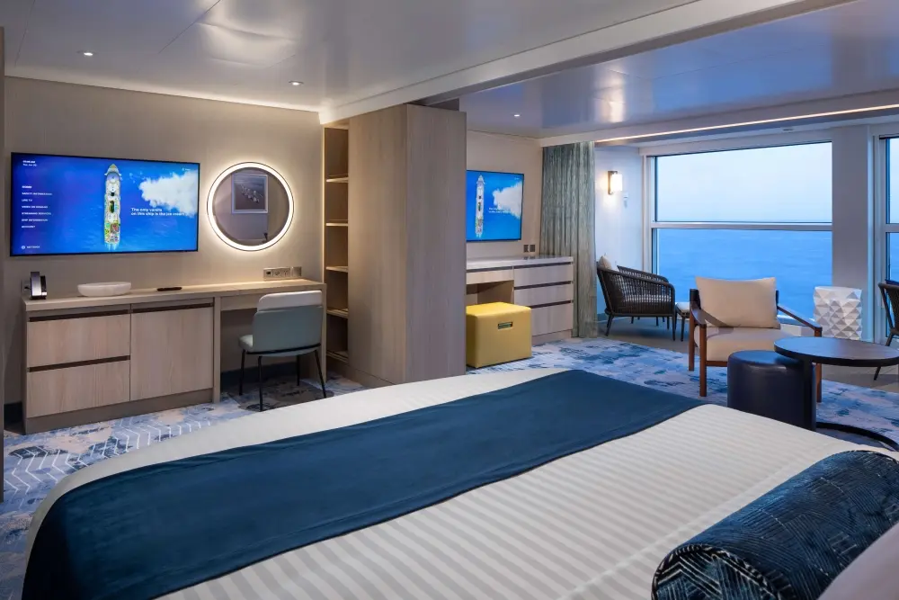 Samsung на Star of the Seas: как Micro LED выживают в океане и зачем лайнеру видеостены