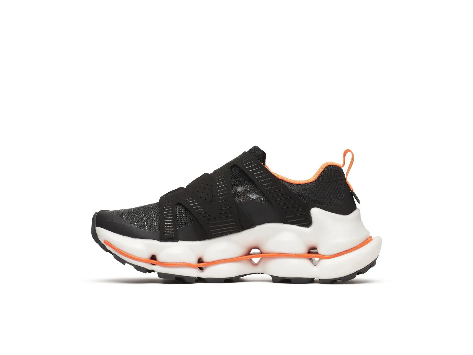 Merrell представляет новую модель SpeedArc Surge Boa для хайкинга