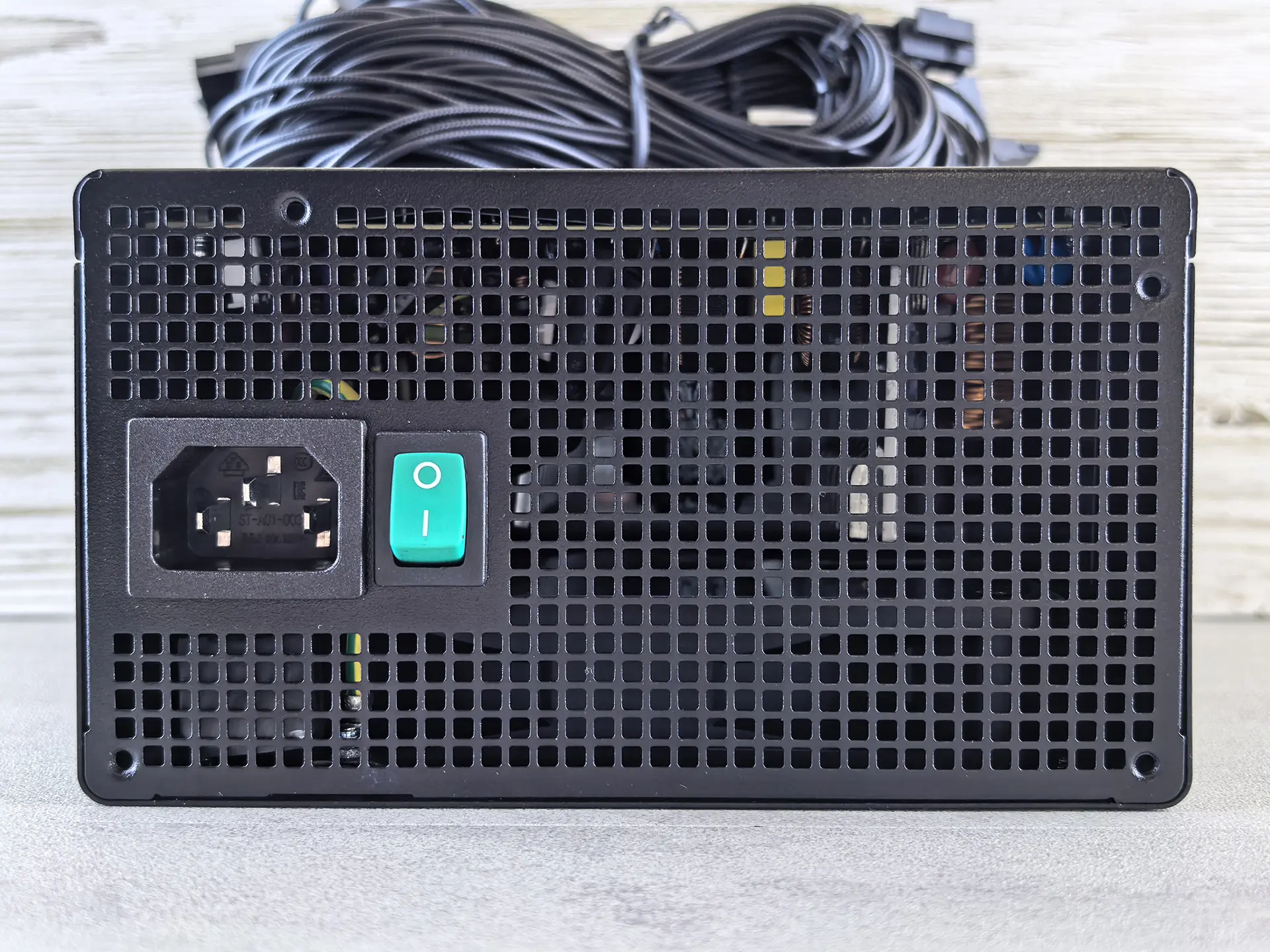 Тест-драйв блока питания Gamer Storm PF700X