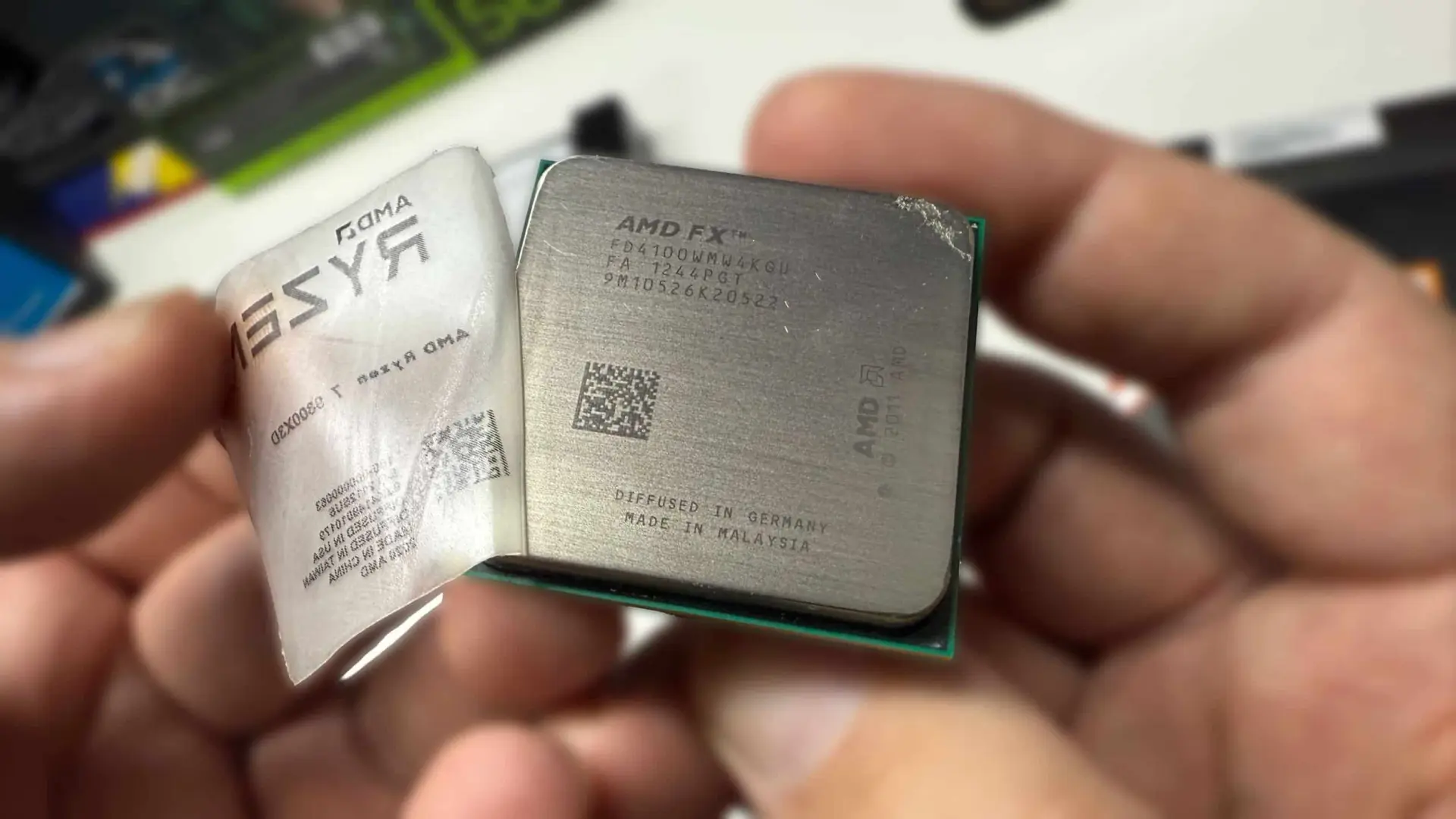 Так выглядит поддельный процессор AMD