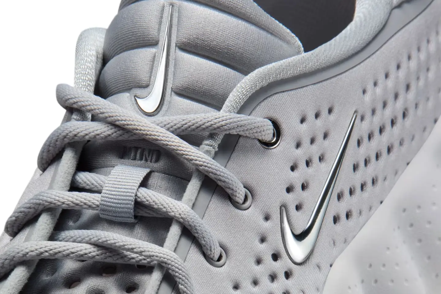 Nike Mind 002: кроссовки, которые «массируют» мозг через стопы. Разбираемся в технологии