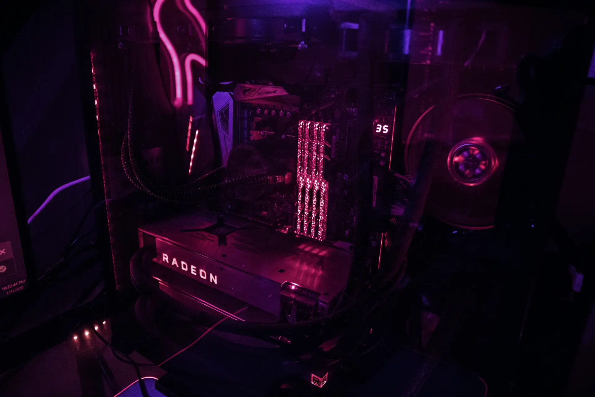 AMD Adrenalin 25.9.1: как включить FSR 4 в любой игре с FSR 3.1 на картах RDNA 4