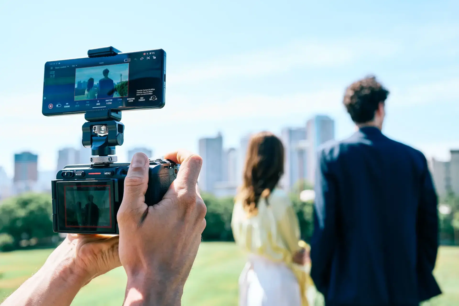 Sony сделала платной функцию внешнего монитора в смартфонах Xperia
