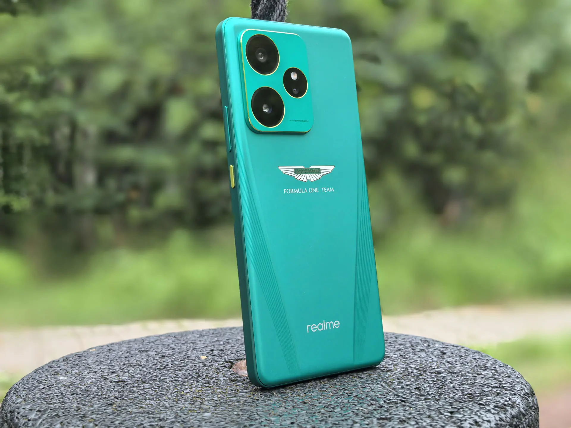 Тест-драйв смартфона realme GT 7 Dream Edition
