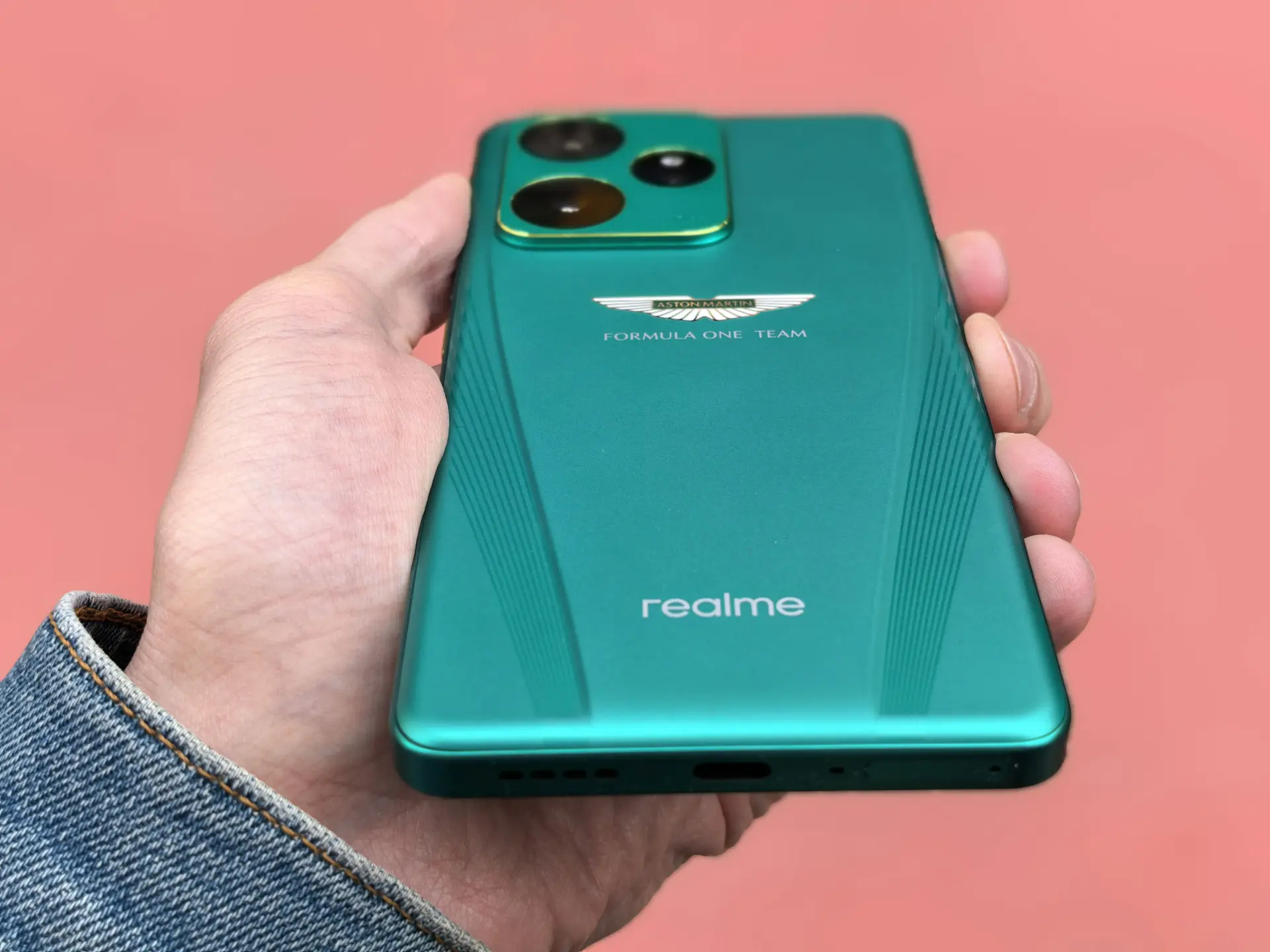 Тест-драйв смартфона realme GT 7 Dream Edition