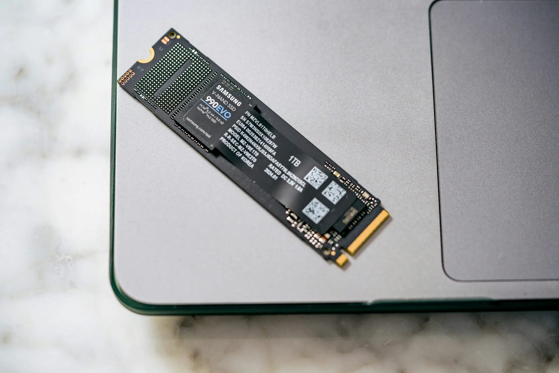 Твердотельная лихорадка: почему SSD на 8 ТБ теперь стоят дороже золота