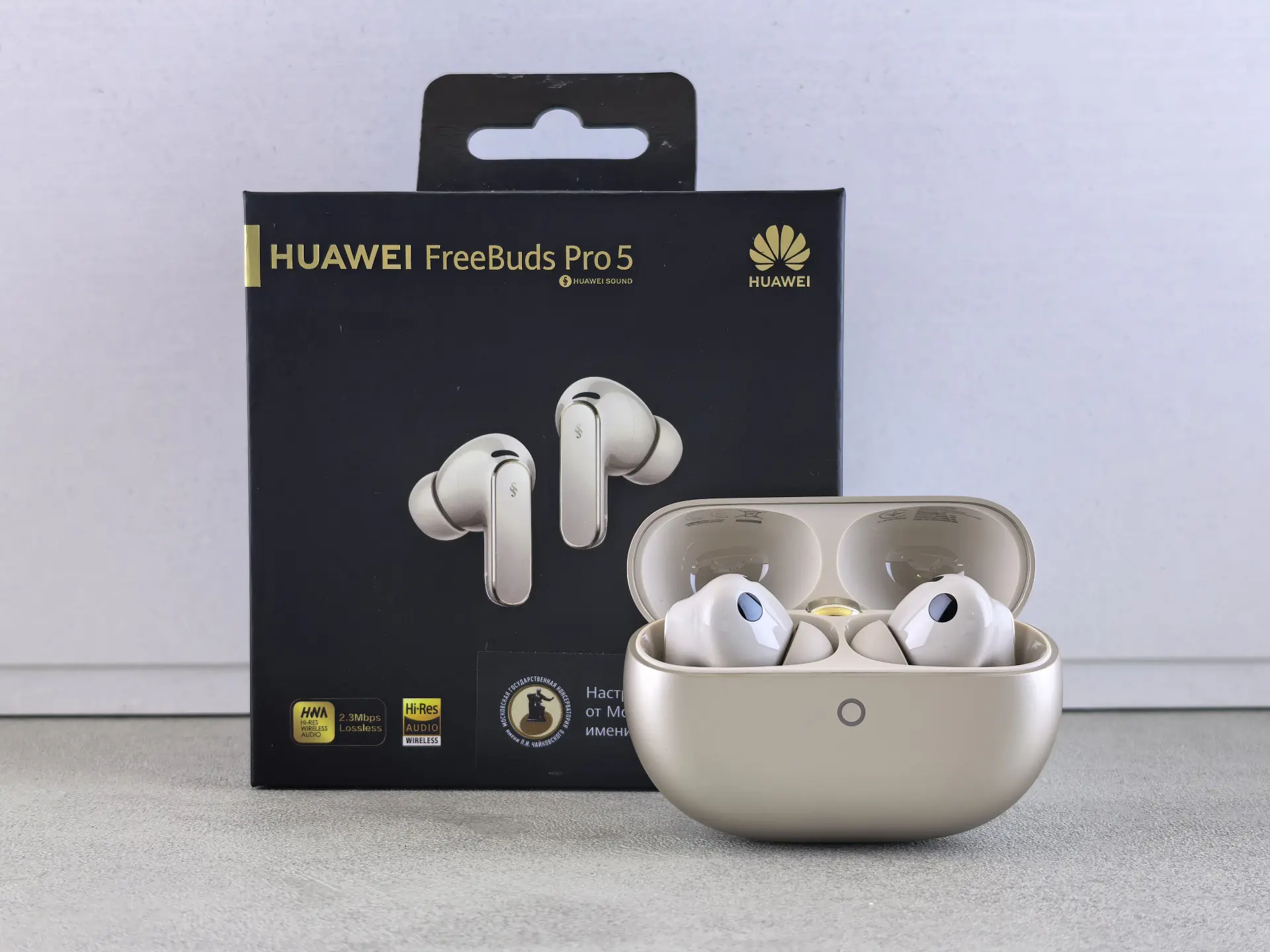 HUAWEI FreeBuds Pro 5 — зачем инженеры Московской консерватории настраивали звук в TWS-наушниках