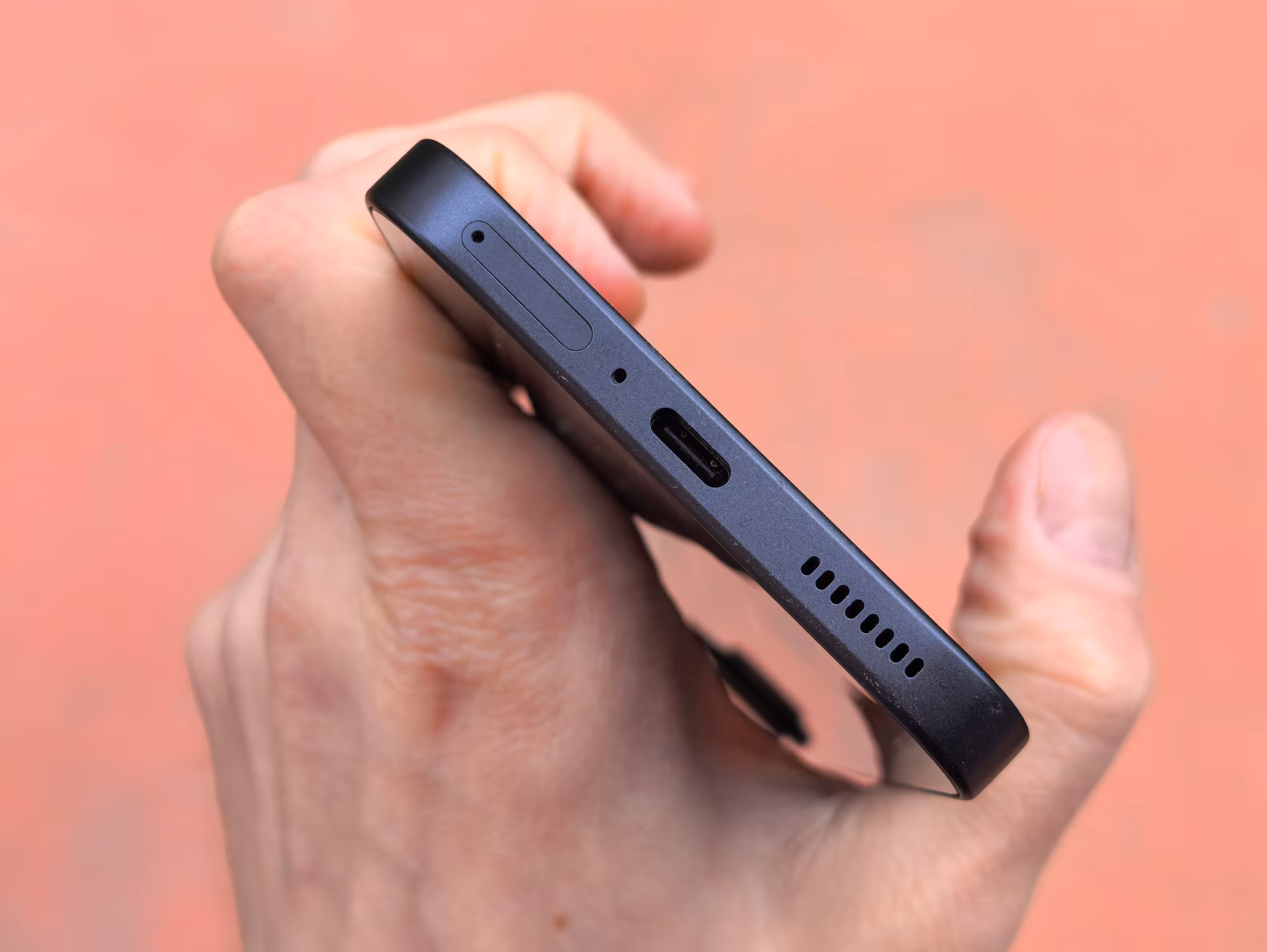 Infinix GT 50 Pro — жёсткий тест игрового смартфона с жидким охлаждением и триггерами