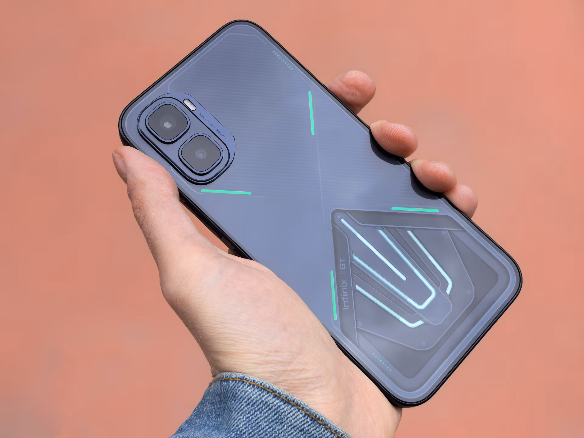 Infinix GT 50 Pro — жёсткий тест игрового смартфона с жидким охлаждением и триггерами