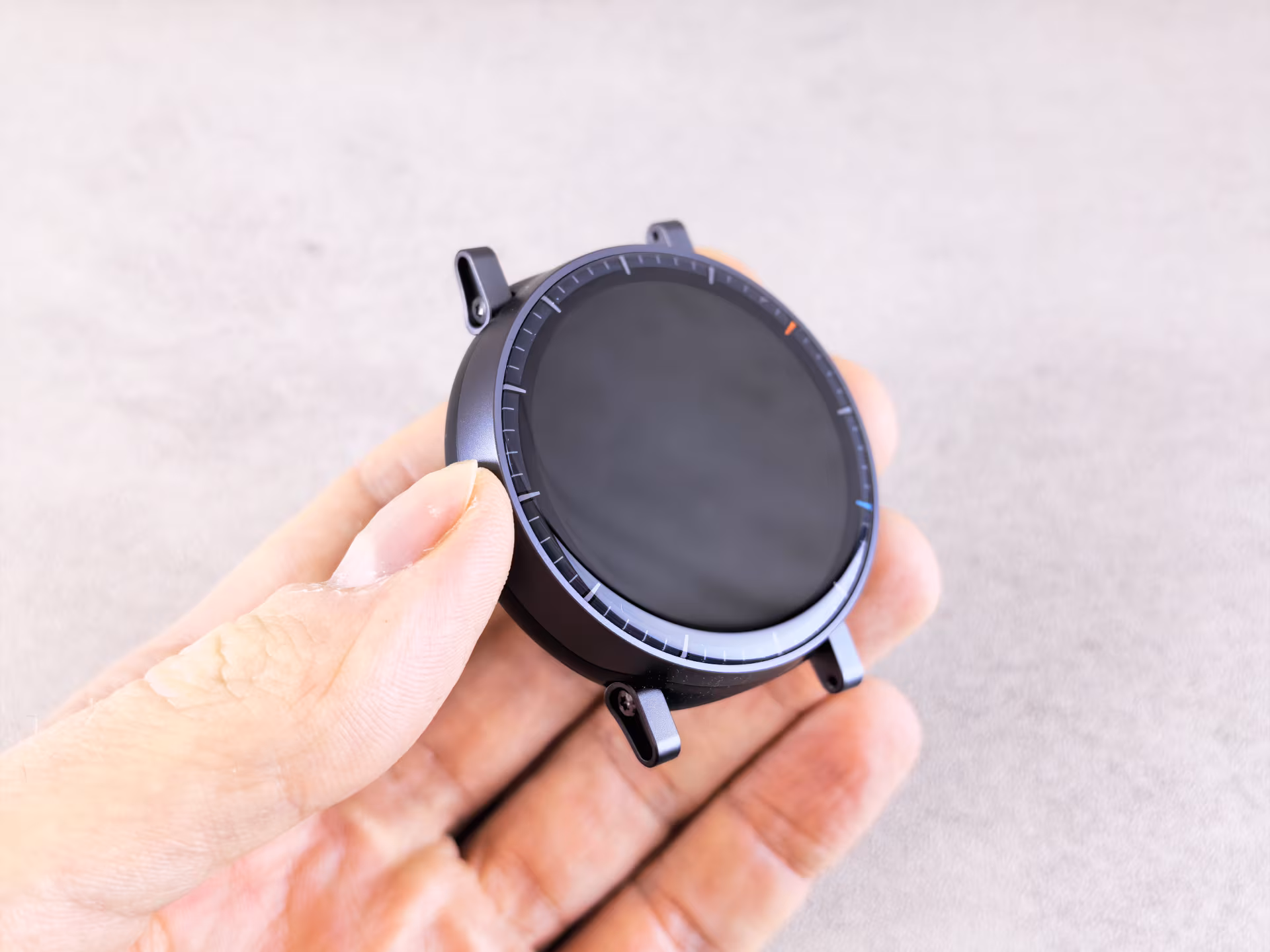 Обзор Amazfit Active Max: 3000 нит яркости и 25 дней тишины