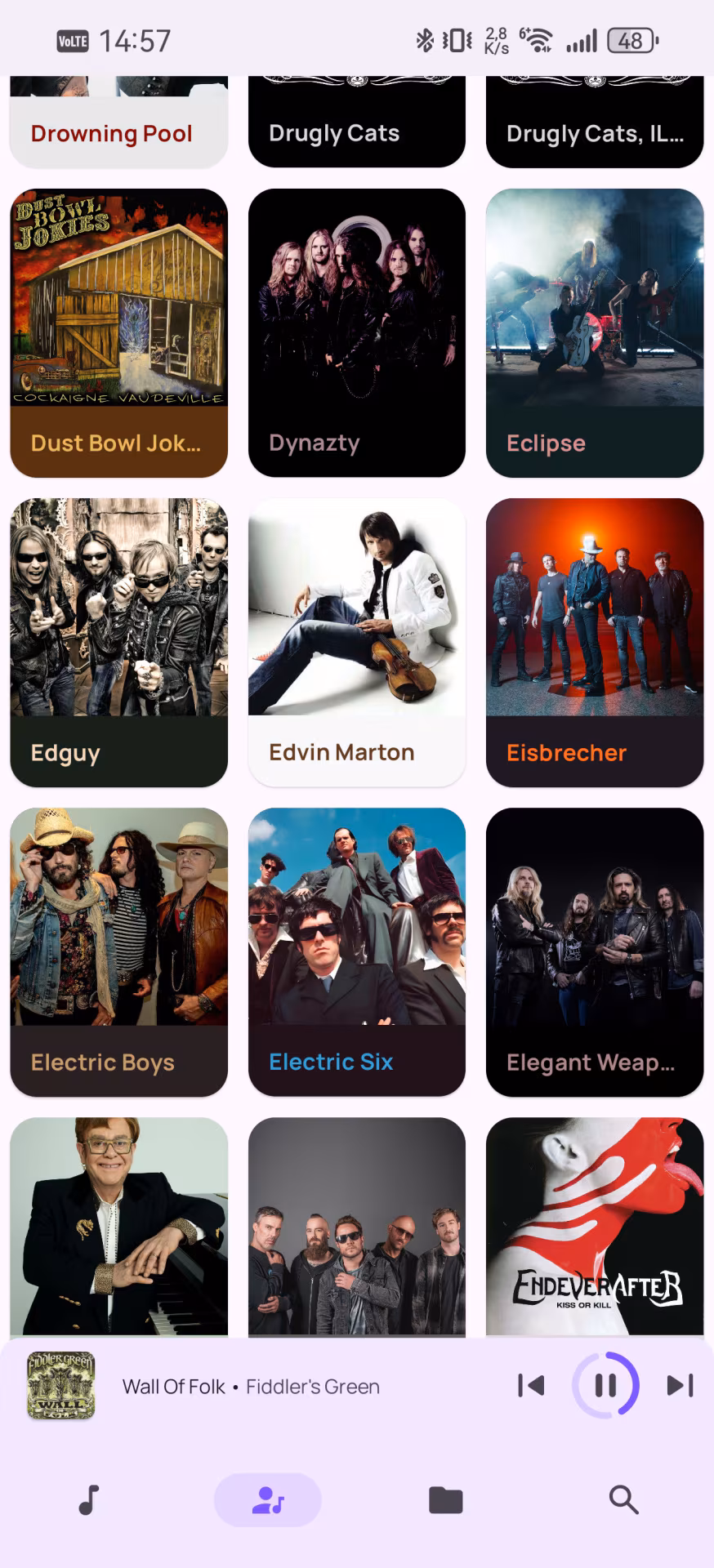 Retro Music Player — простой, удобный и красивый плеер музыки для Android.