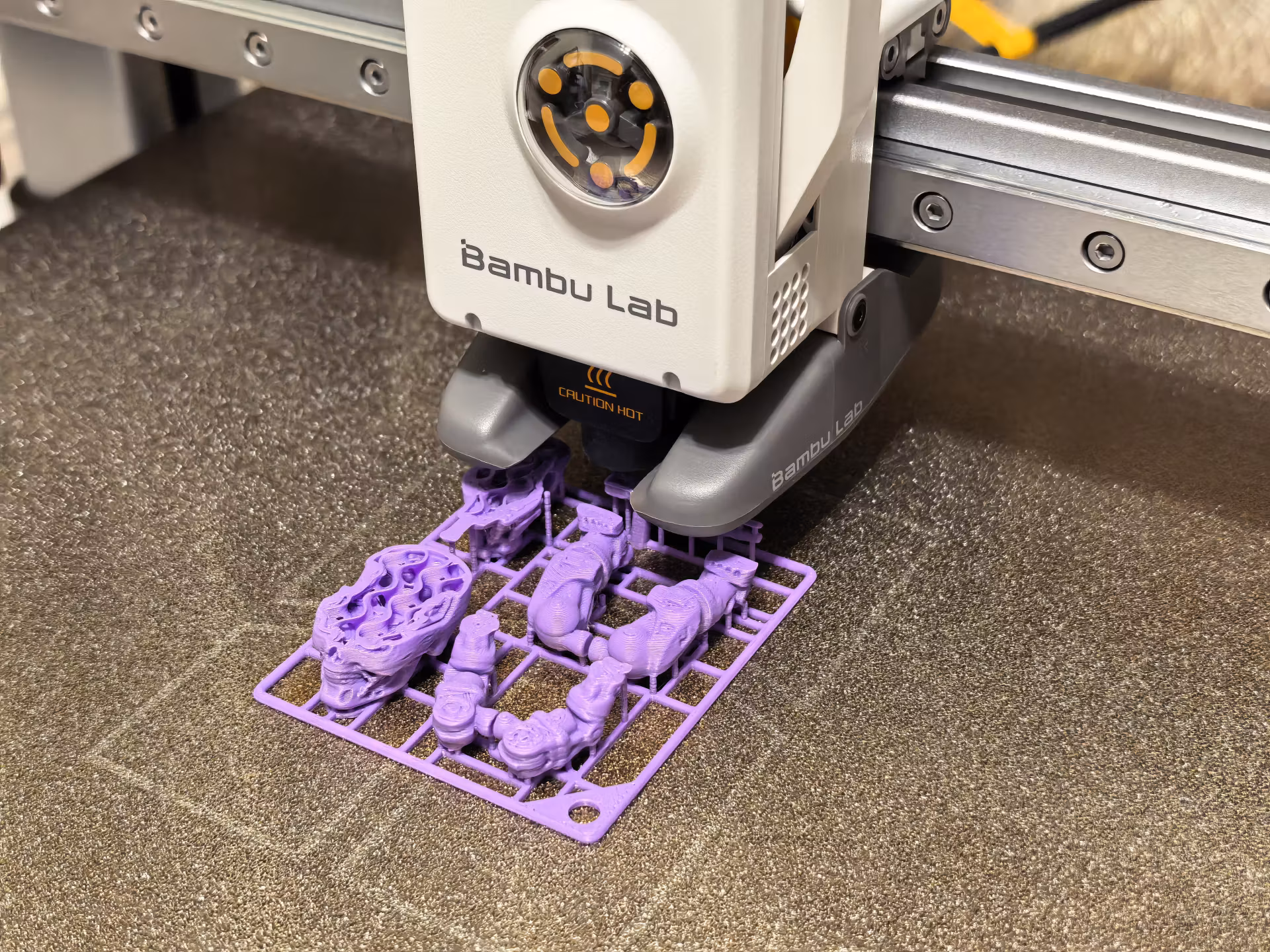 Обзор Bambu Lab A2L Combo — крупноформатный 3D-принтер с адаптивной компенсацией вибраций