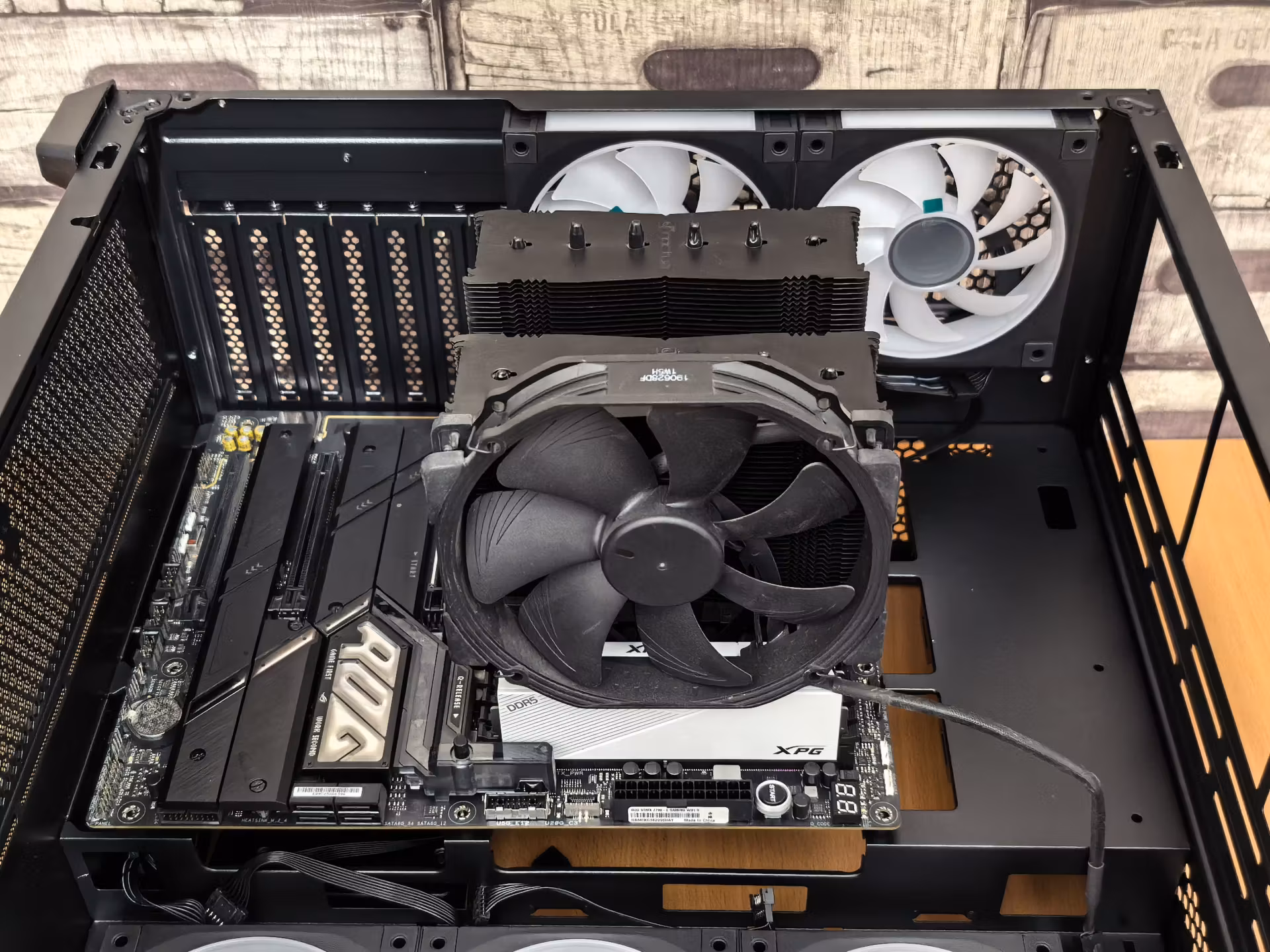 Обзор корпуса DeepCool CG590U 5F