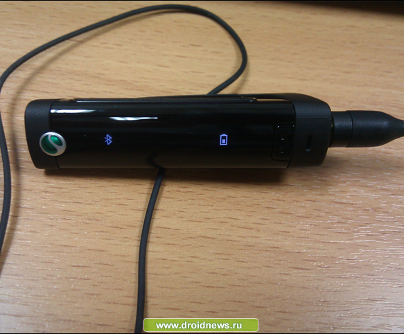 Sony Ericsson MW600 - довольно хорошая стерео bluetooth гарнитура