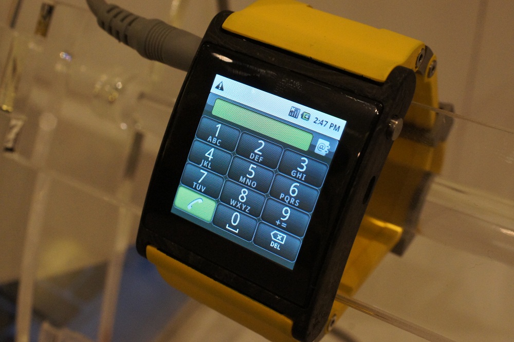 i'm Watch - просто часы на Android