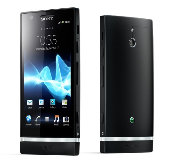 В России стартуют продажи смартфона Sony Xperia P