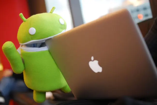 Суд между Apple и Samsung - все виновны!