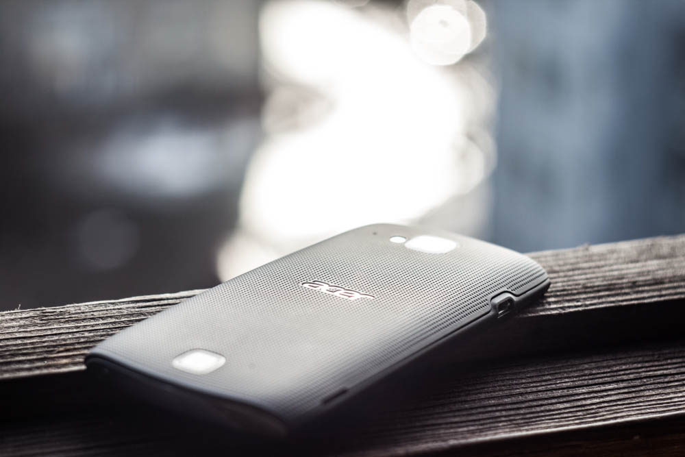 Недорого и необычно. Обзор Acer Cloudmobile S500
