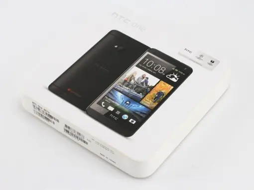HTC удваивают производство смартфона One