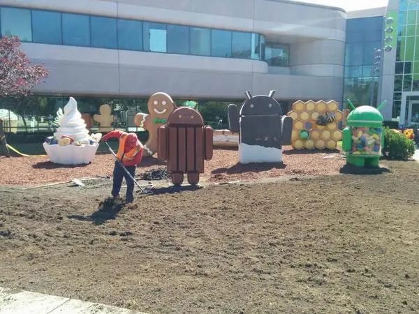 Статуя Android L скоро у офиса Google